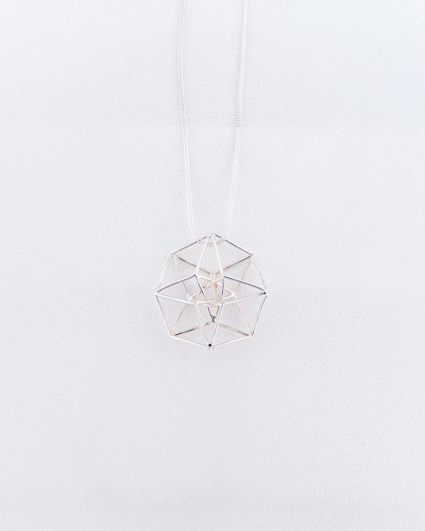 Utopia Amulet